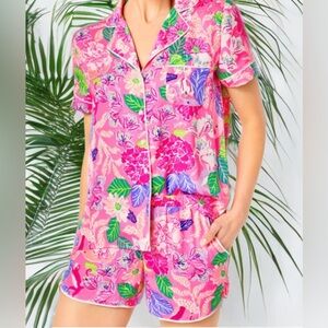 Lilly Pulitzer Zerena pajama shorts in “Pink Isle Best of Friends pattern.”Small